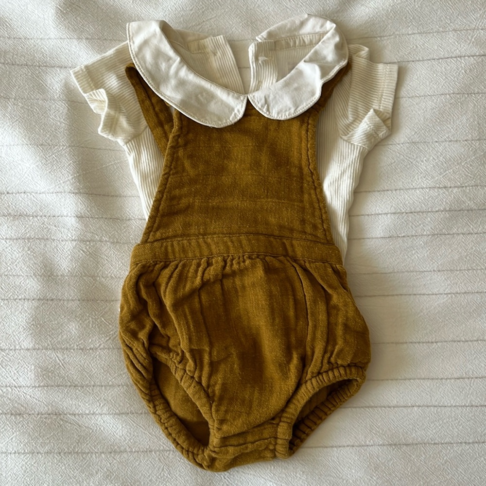 Muslin Romper and Onesie Set size 0-3 months